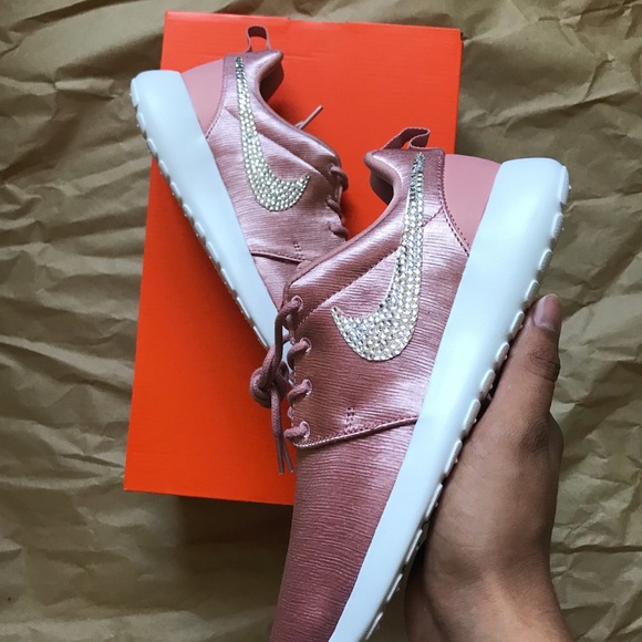 nike roshe swarovski